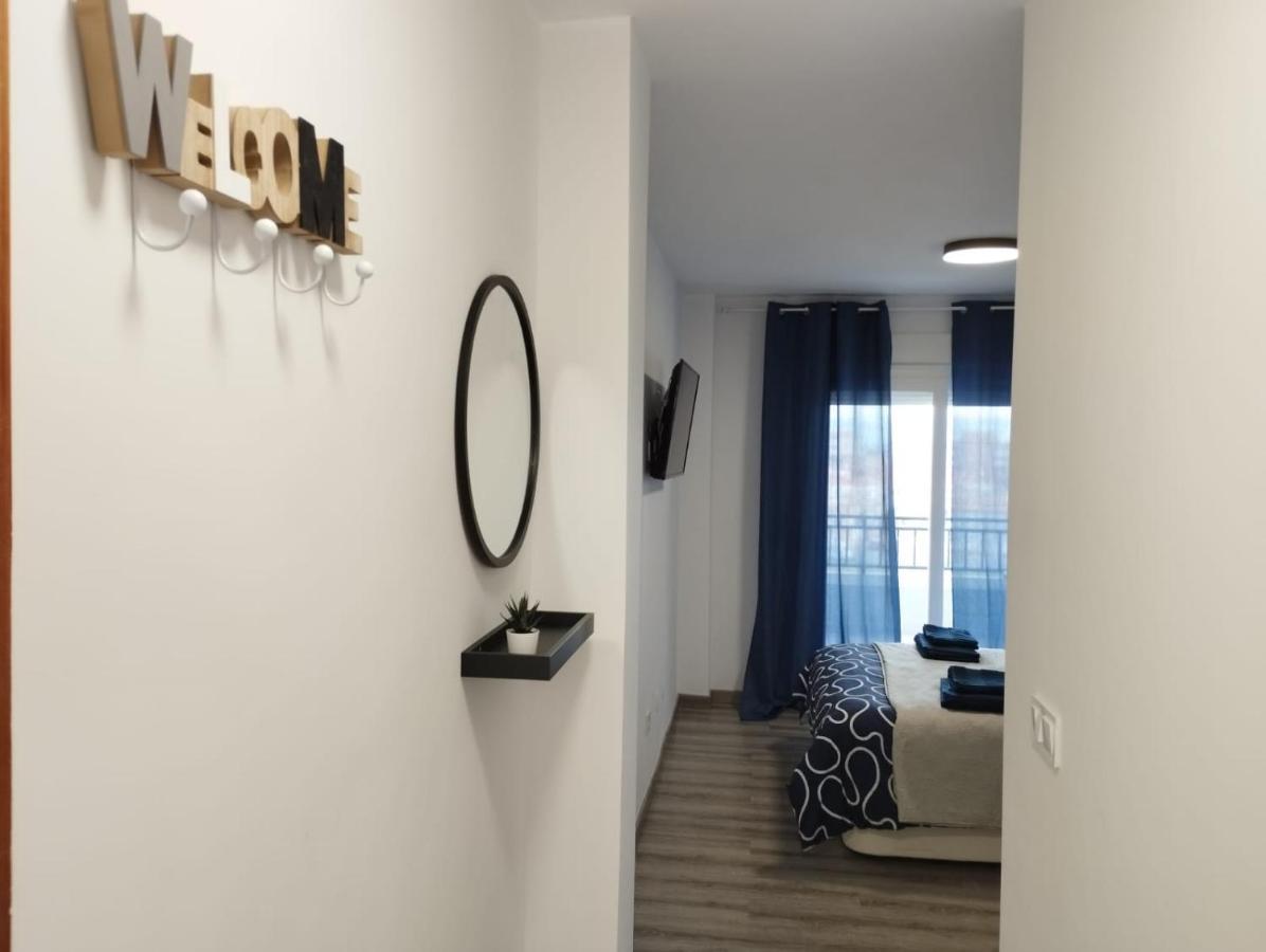 Studio With Terrace And Pool Торевьиа Экстерьер фото